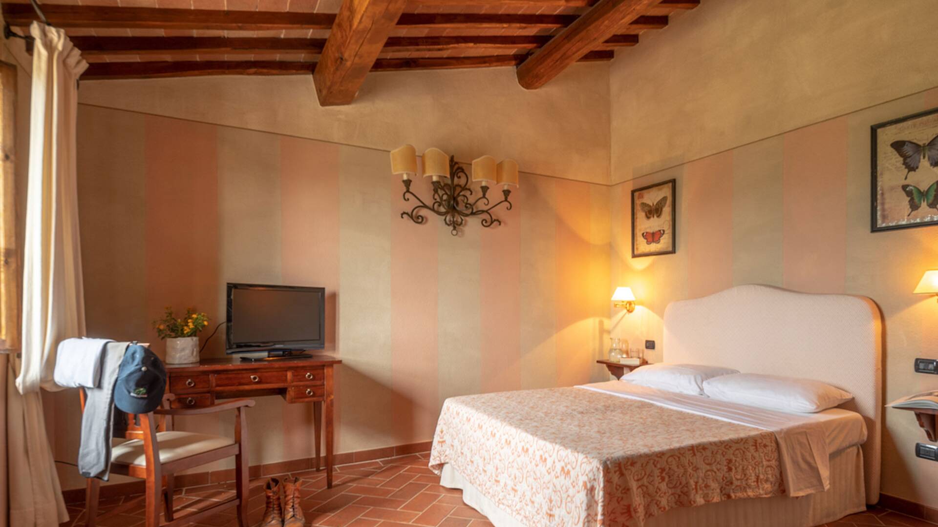 luxury villa Merlini for weekly rental 