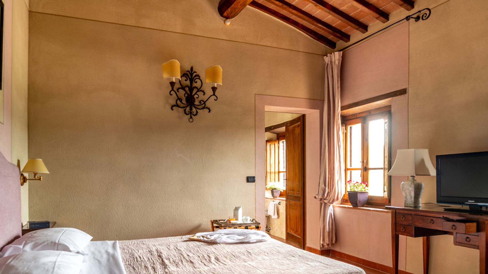 luxury villa Merlini for weekly rental 