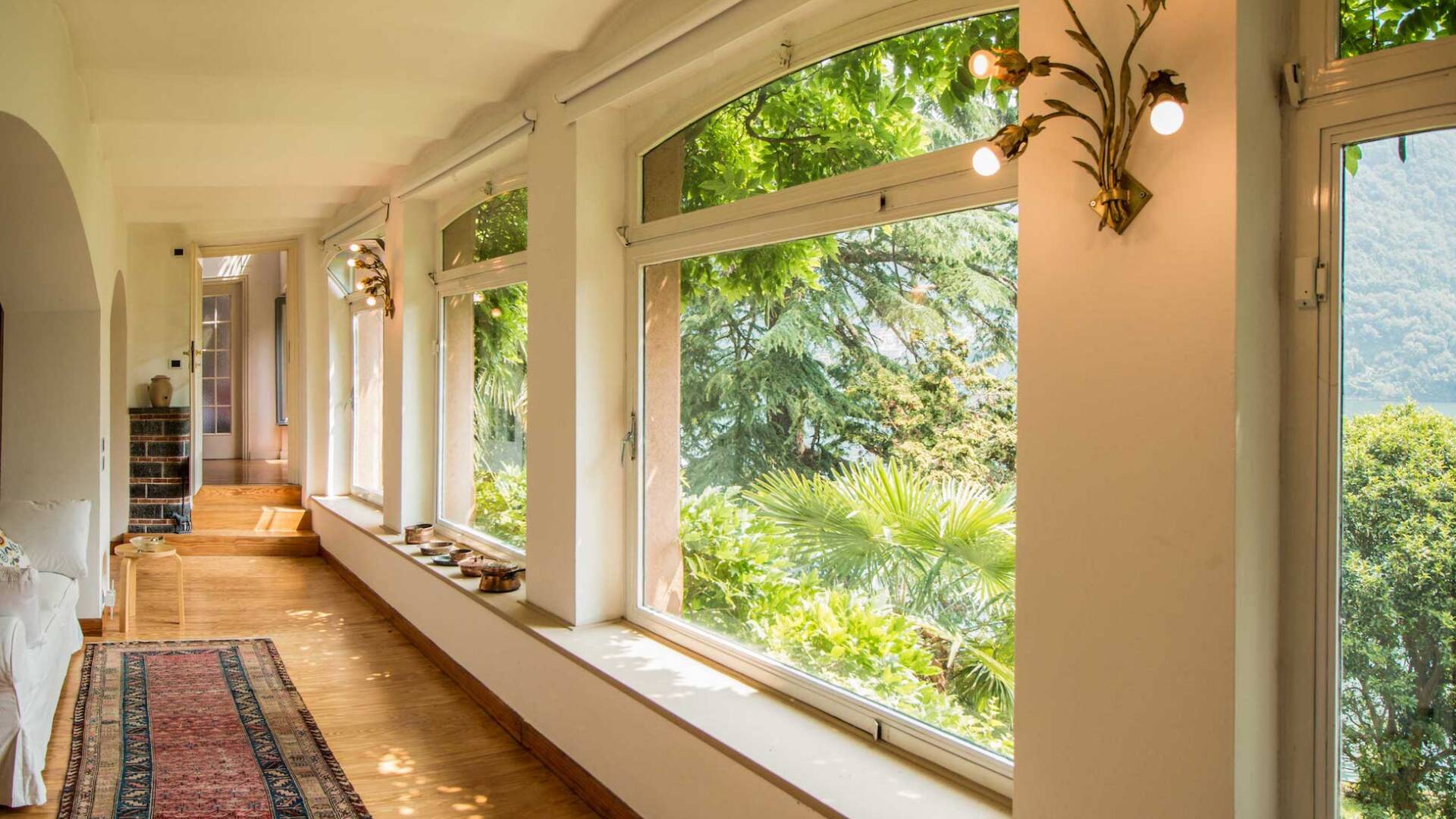 luxury vacation villa Greta for weekly rentals in lake Como