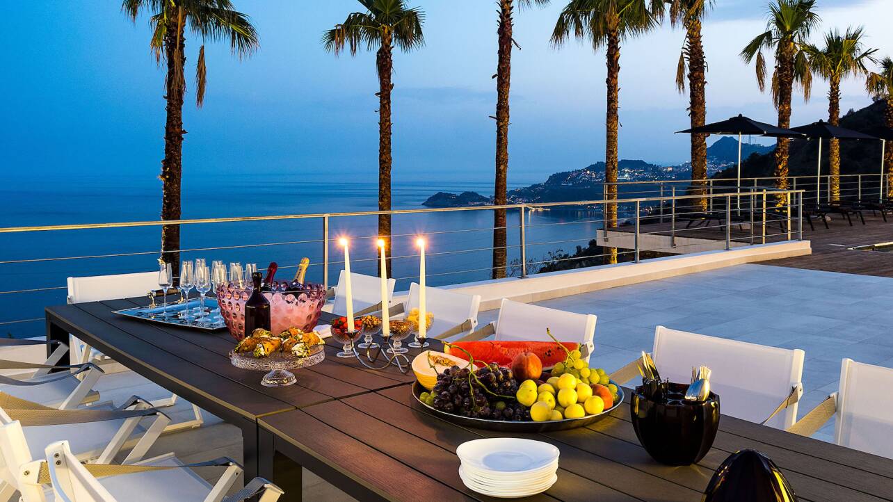 Luxury villa Aragona for rent in Sicily, Letojanni Home In Italy