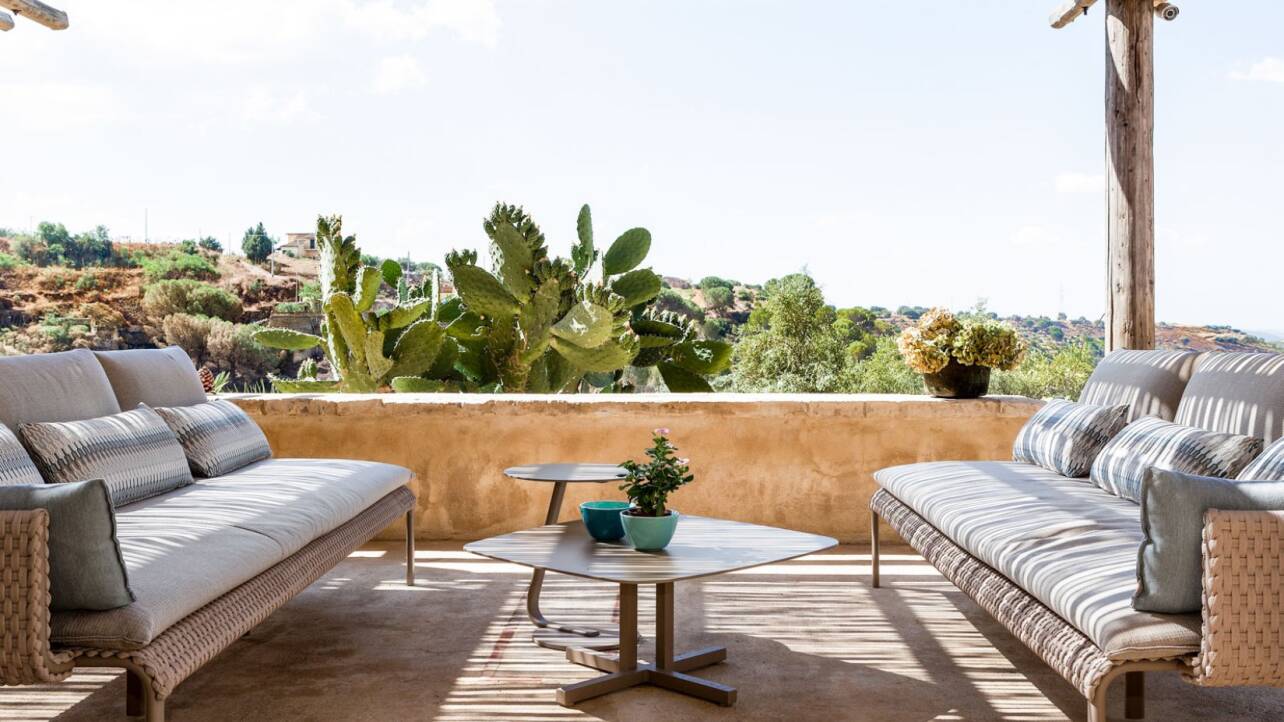 Luxury villa Girona for rent in Sicily, Caltagirone Home In Italy