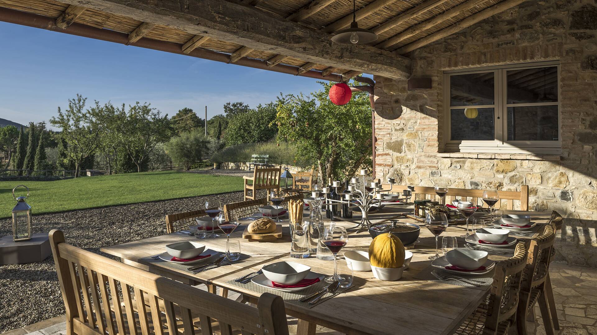 covered al fresco dining