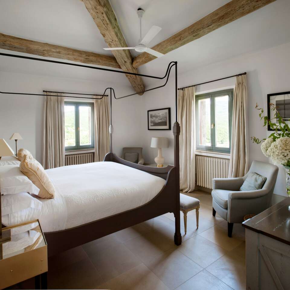 main villa first floor, double bedroom