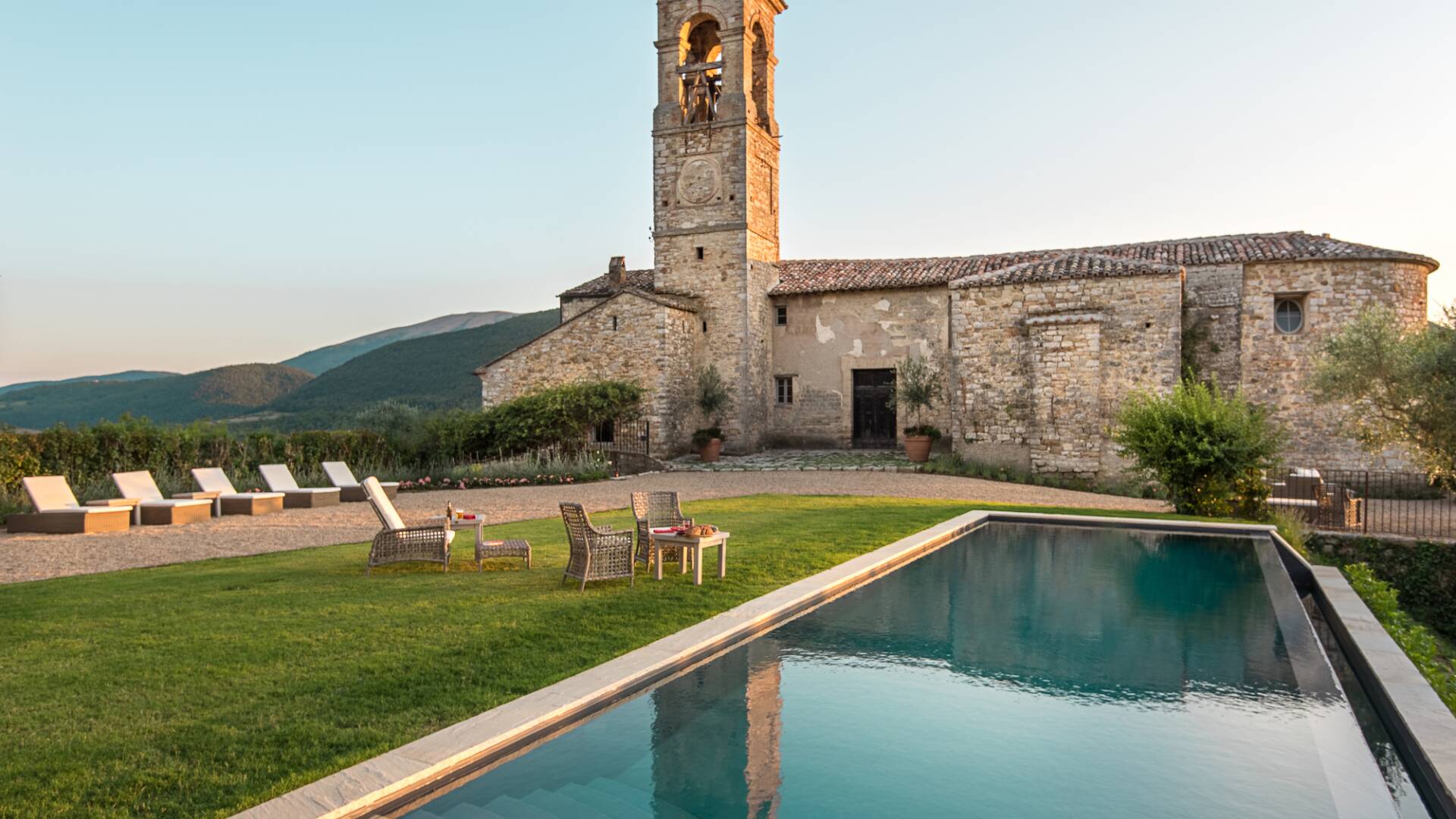 luxury vacation rentals Umbria