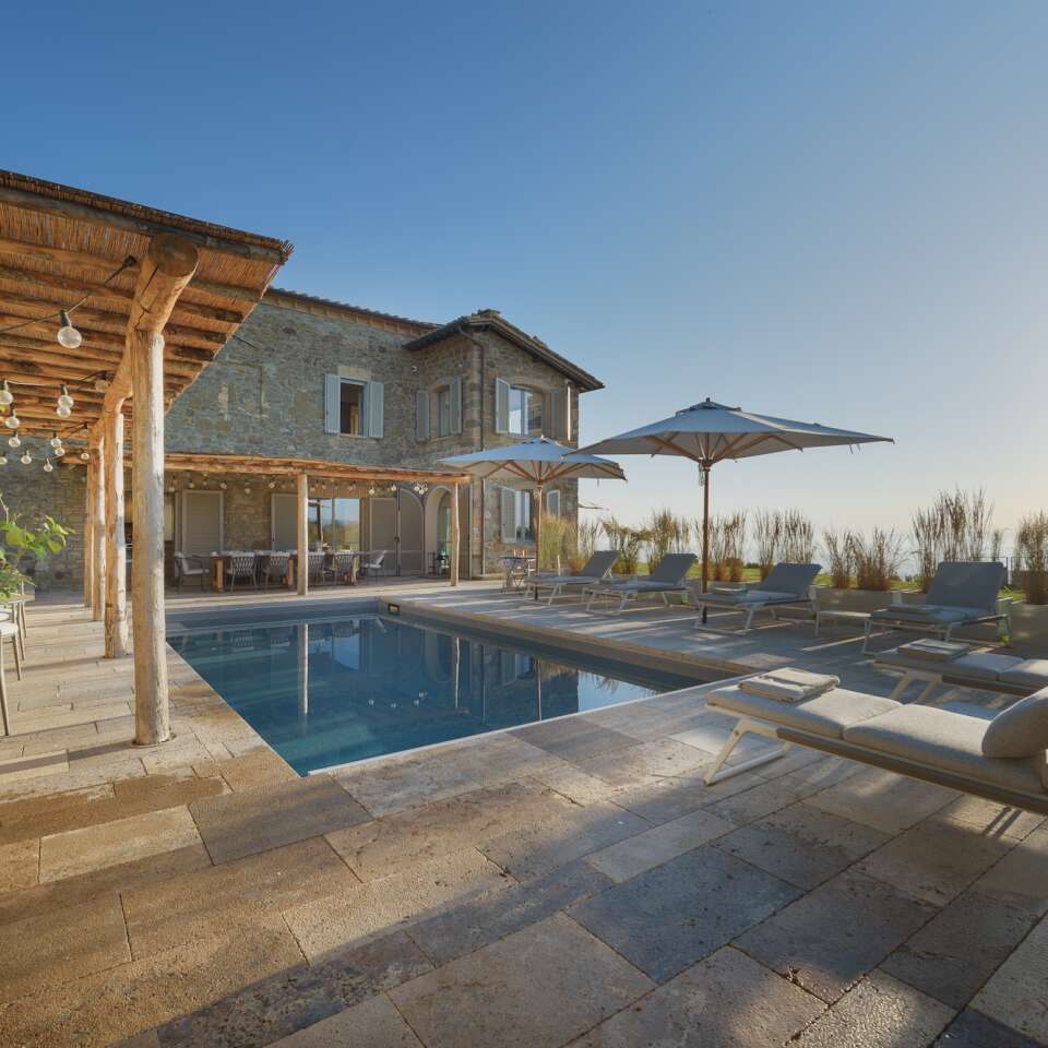 holiday villa walking distance to Montalcino