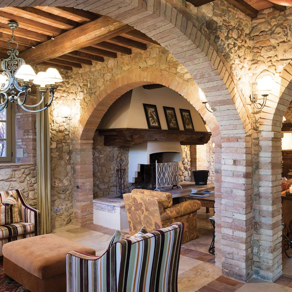 luxury Tuscan vacation villas