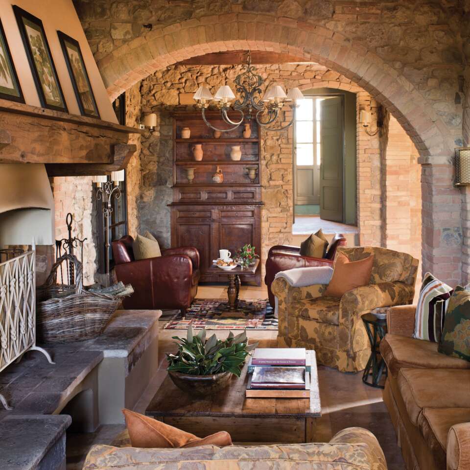 luxury Tuscan vacation villas