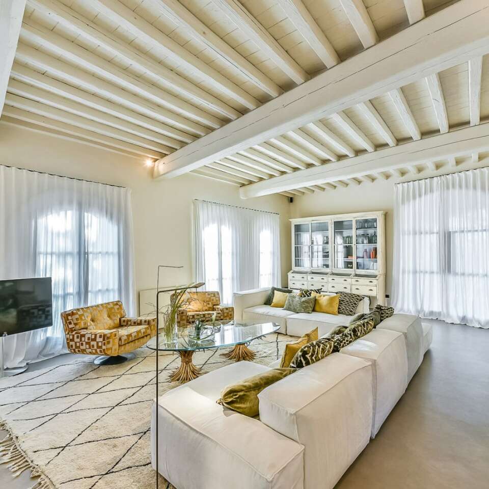 living room equipped with air conditioning