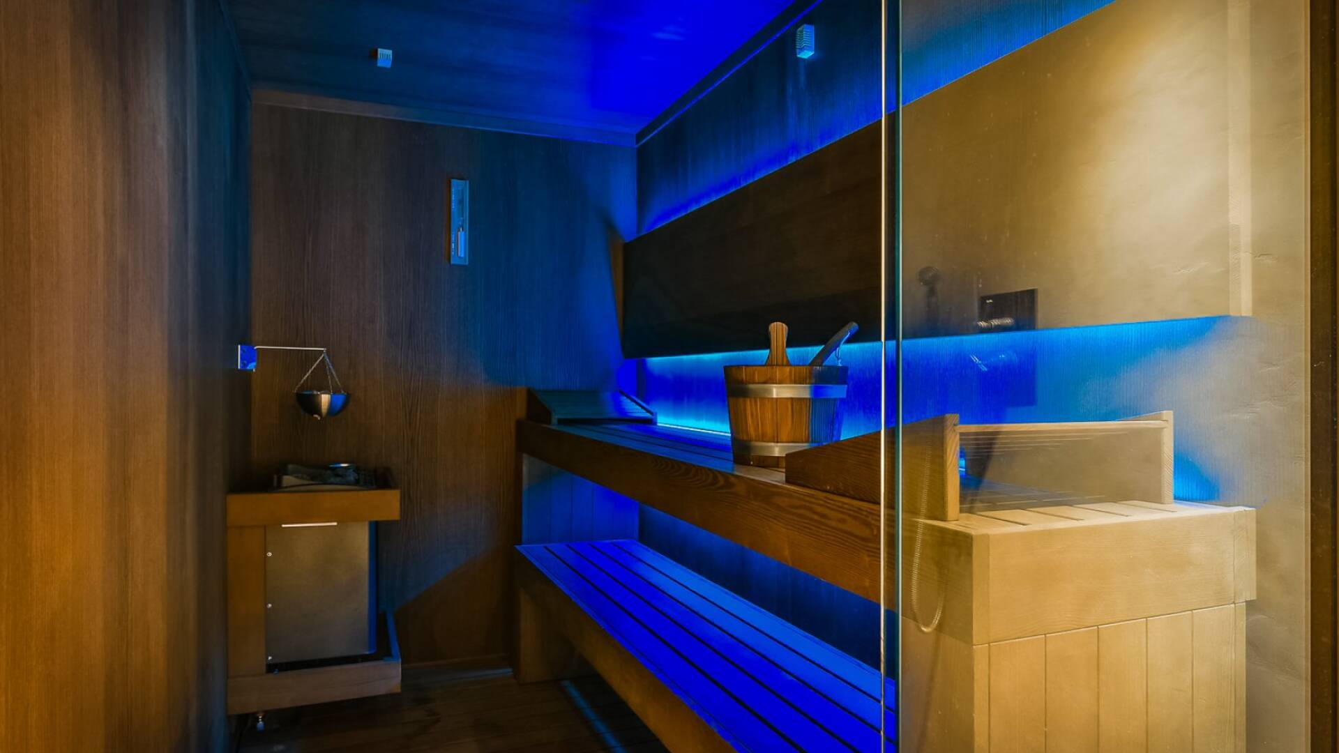 SPA equipped with sauna and Turkish bath