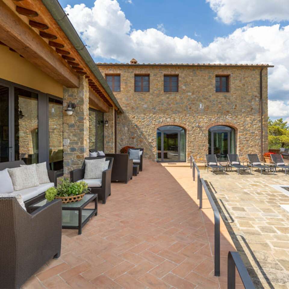 outdoor sitting area