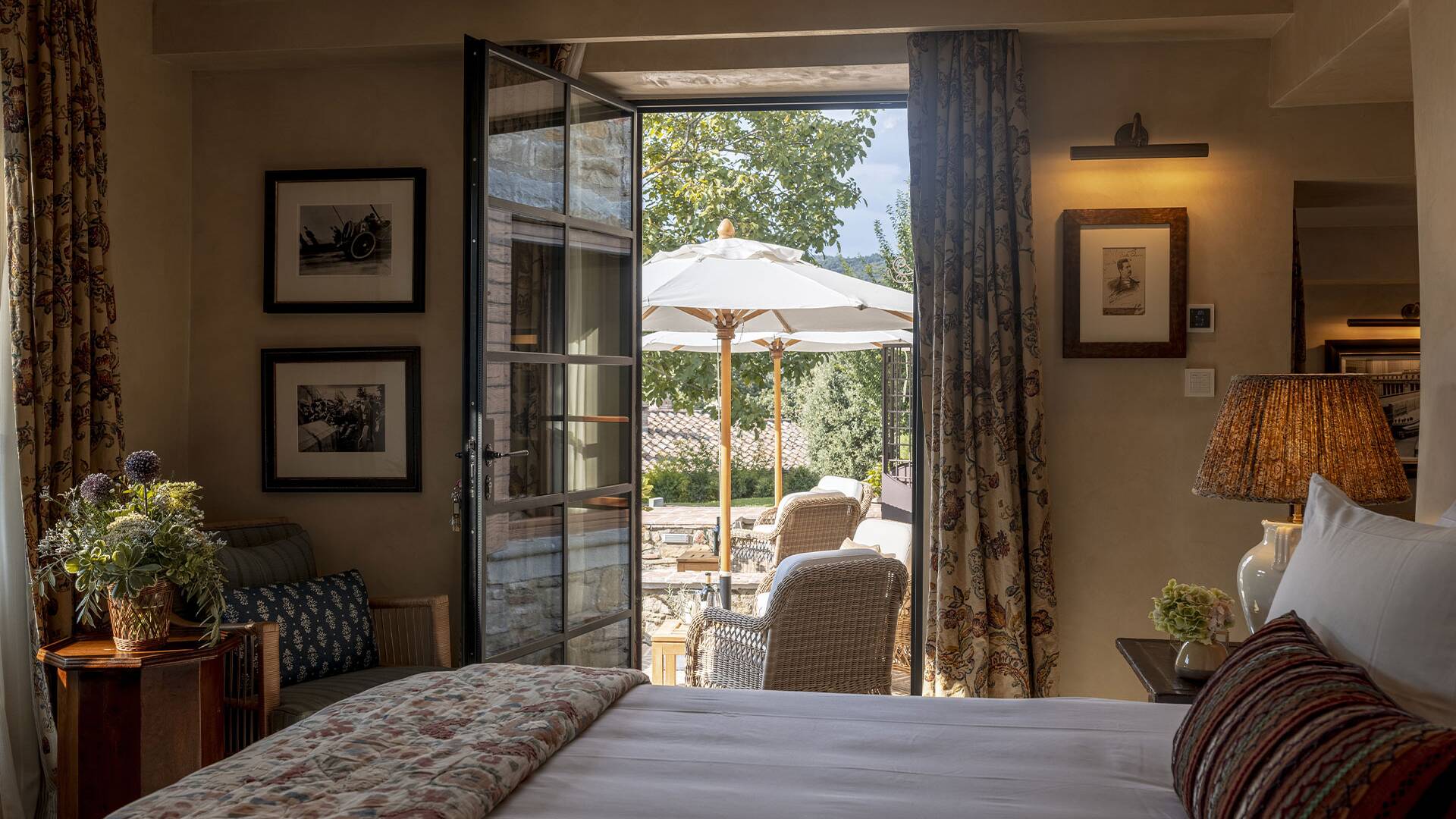 luxury villa for weekly rental Umbria Trasimeno Lake