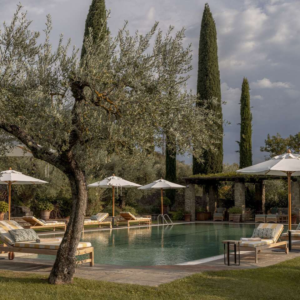 luxury villa for weekly rental Umbria  Trasimeno Lake