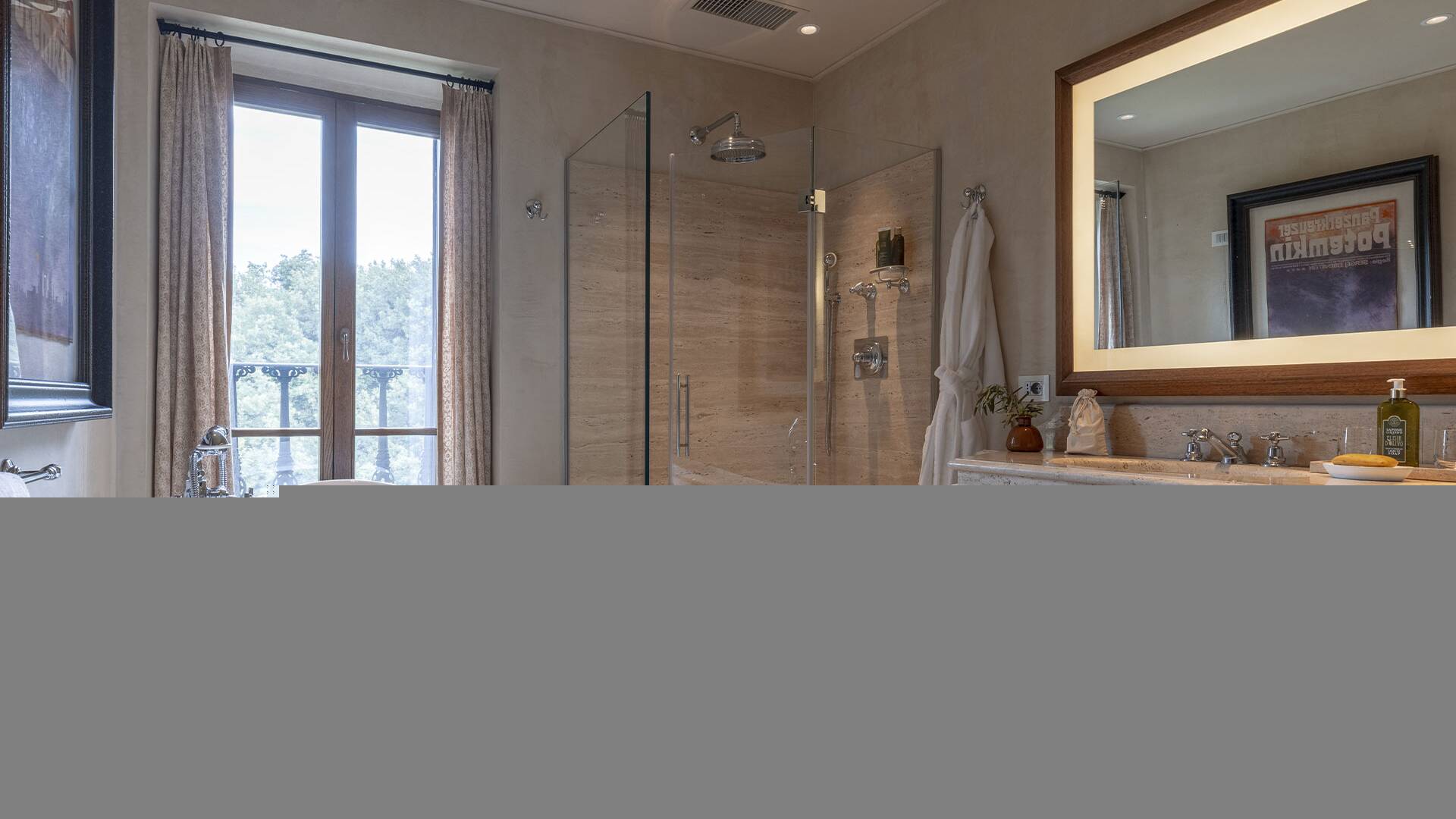 luxury villa for weekly rental Umbria Trasimeno Lake