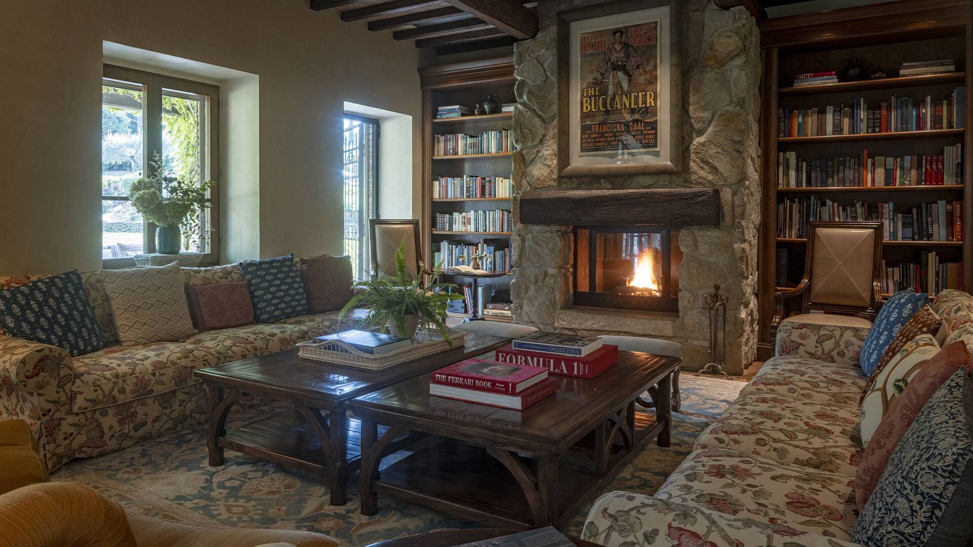 luxury villa for weekly rental Umbria  Trasimeno Lake