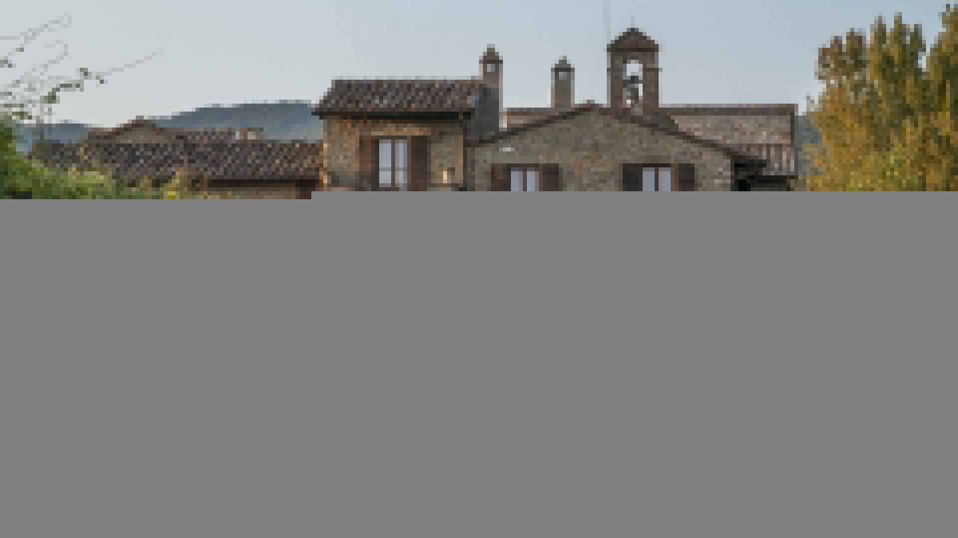 luxury villa for weekly rental Umbria Trasimeno Lake