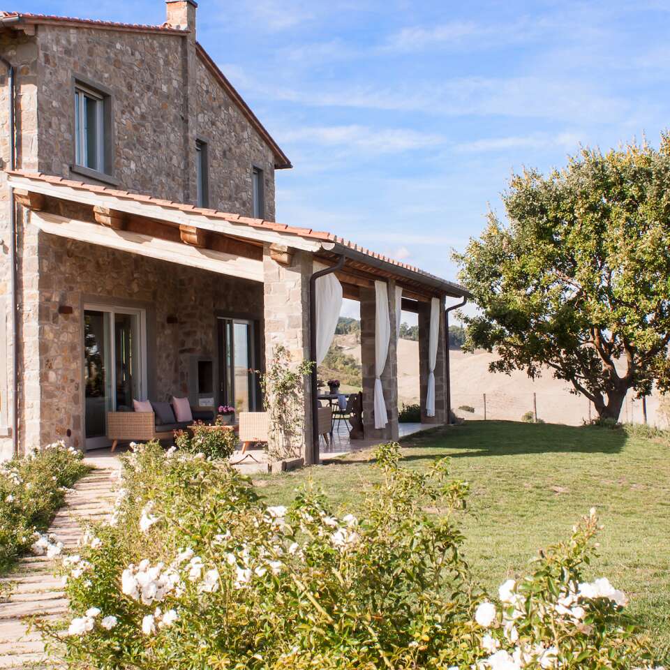 luxury vacation rentals in a contemporary Tuscan villa