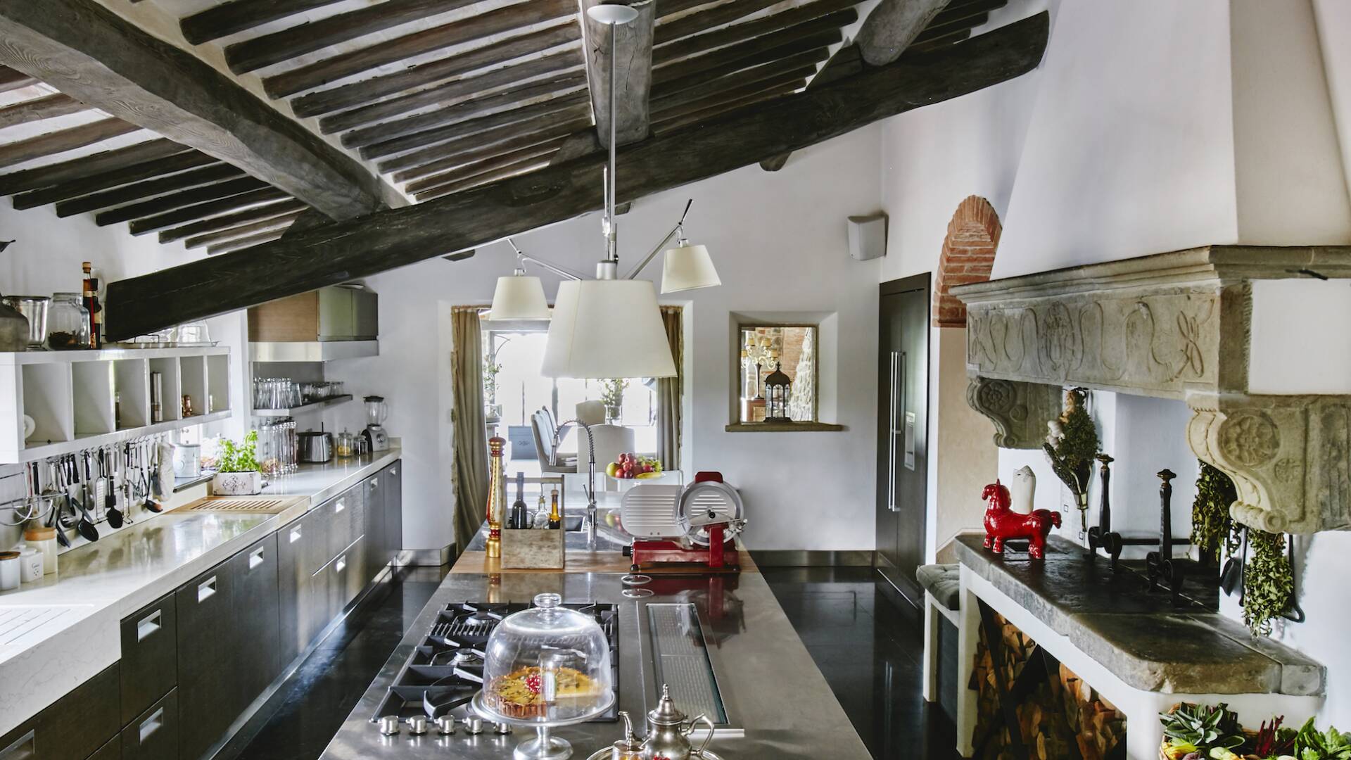 main villa, fully equipped kitchen