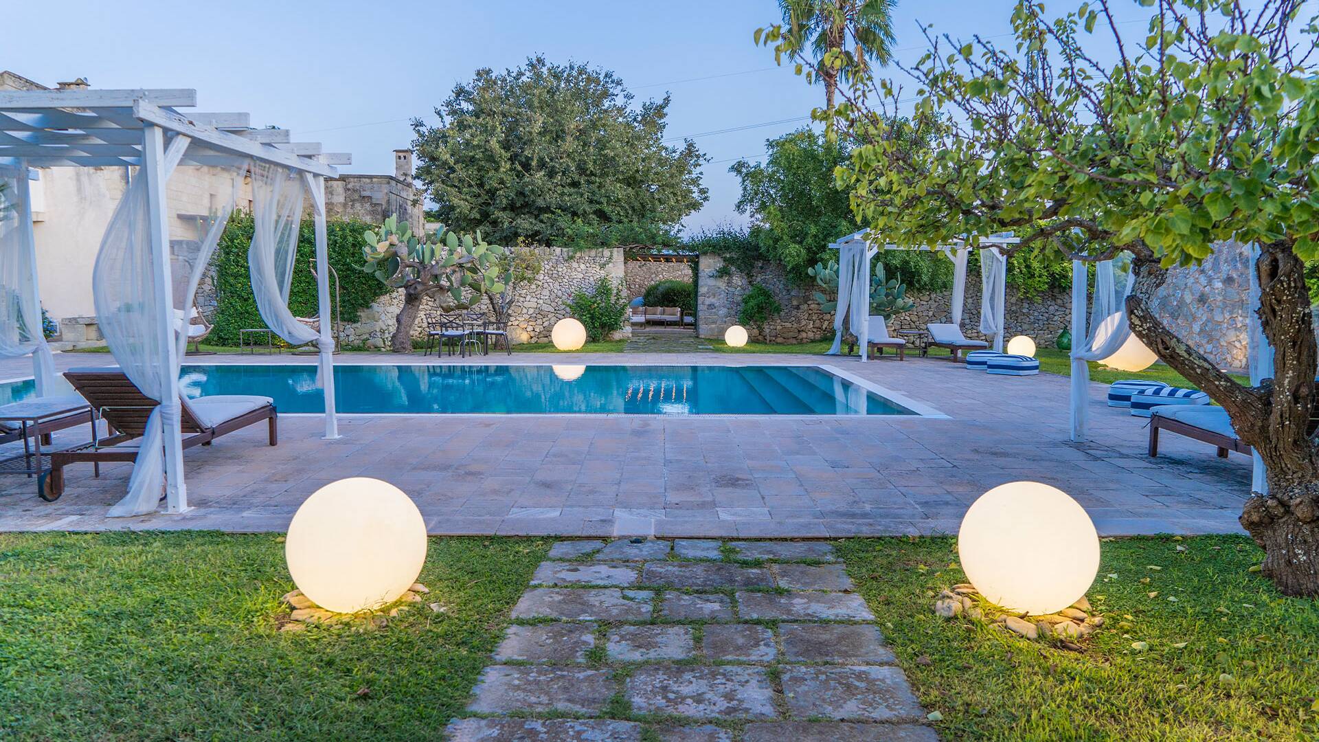 swimming pool and lounge area