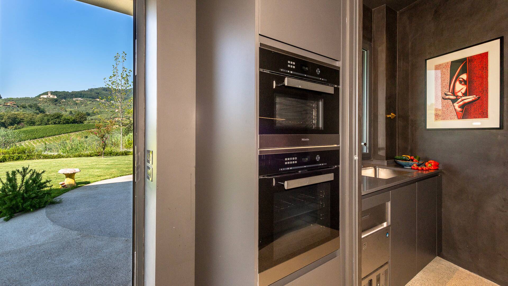 kitchen corner, ground floor