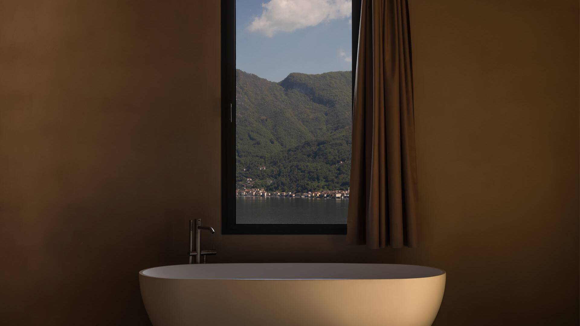 luxury villa Atena for weekly rentals, Lake Como 