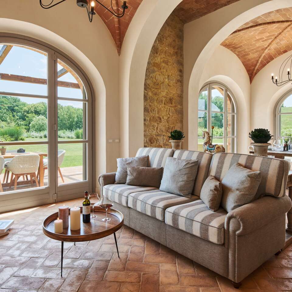 Nespole A, luxury vacation rentals in Tuscany
