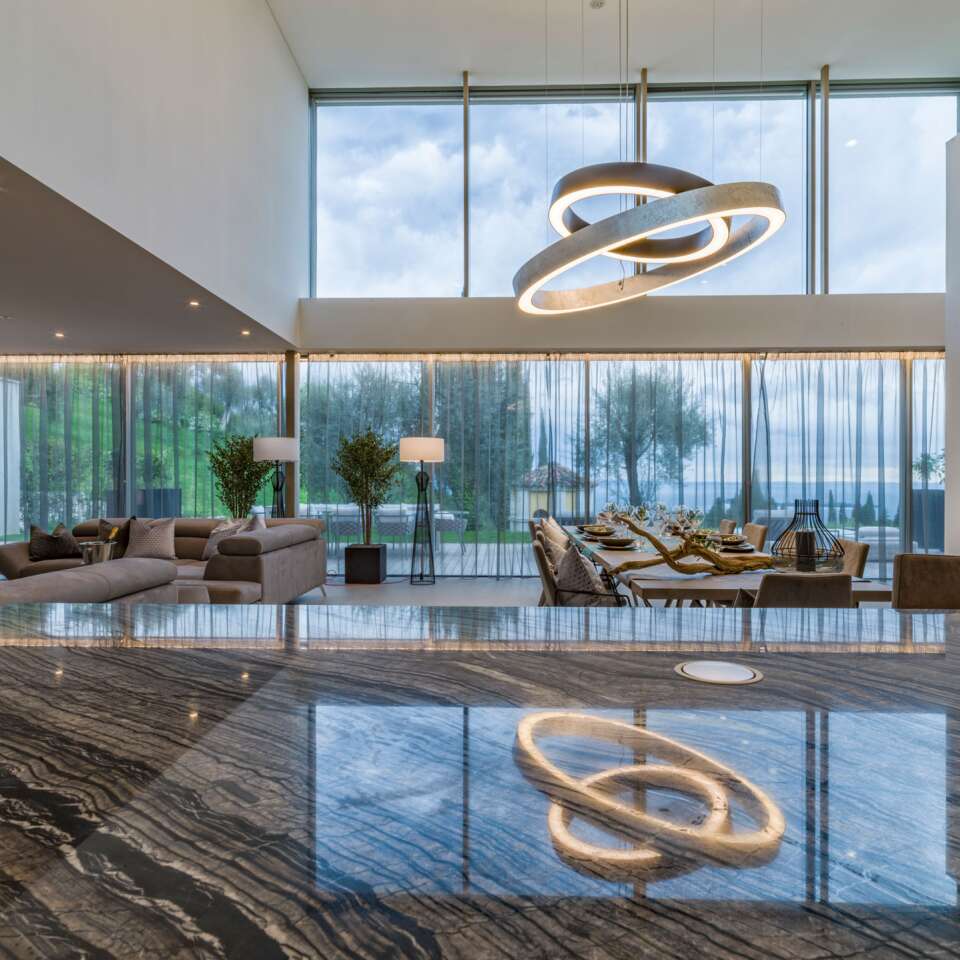 luxury holiday rentals in Garda lake 