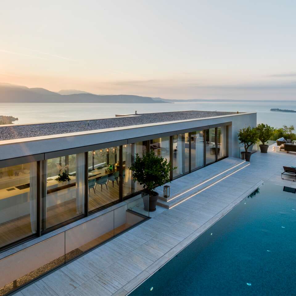 villa Sov, luxury holiday rentals in lake Como