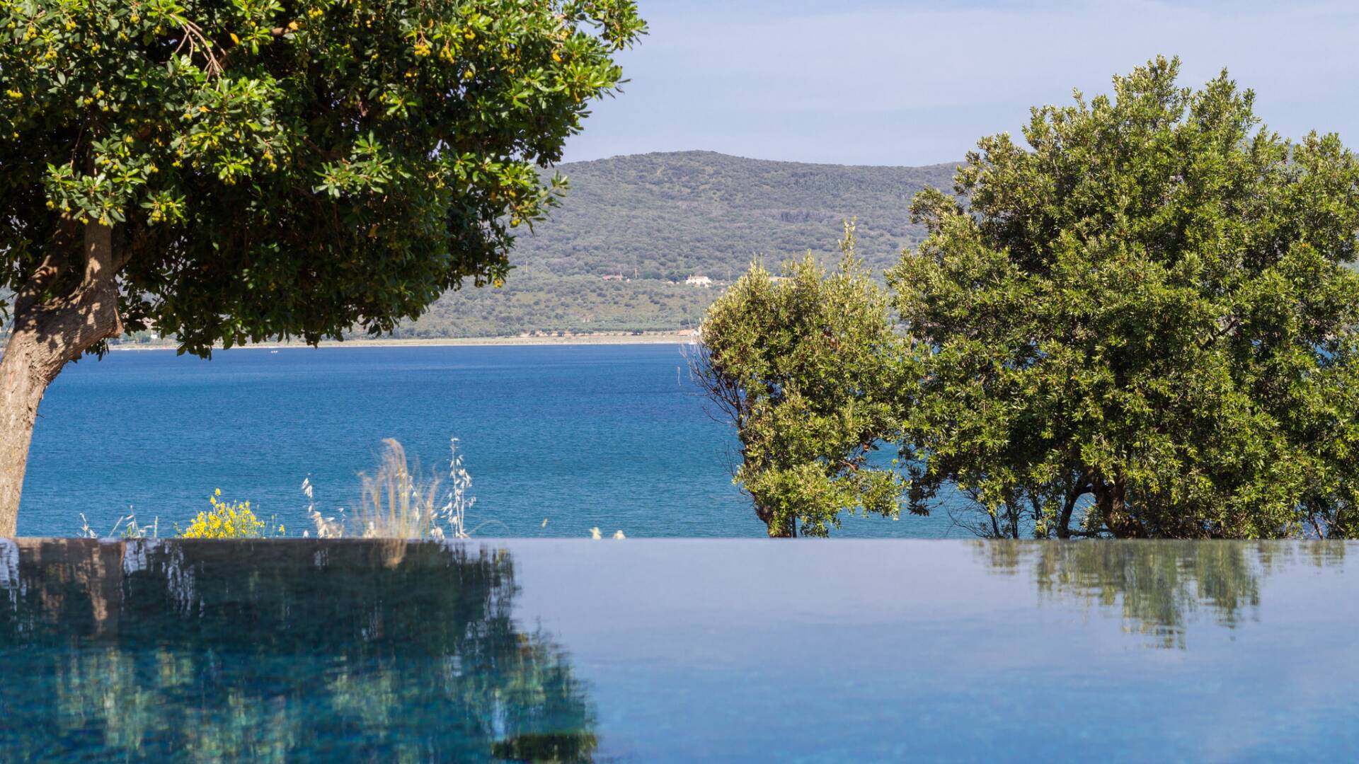 infinity pool with seaview