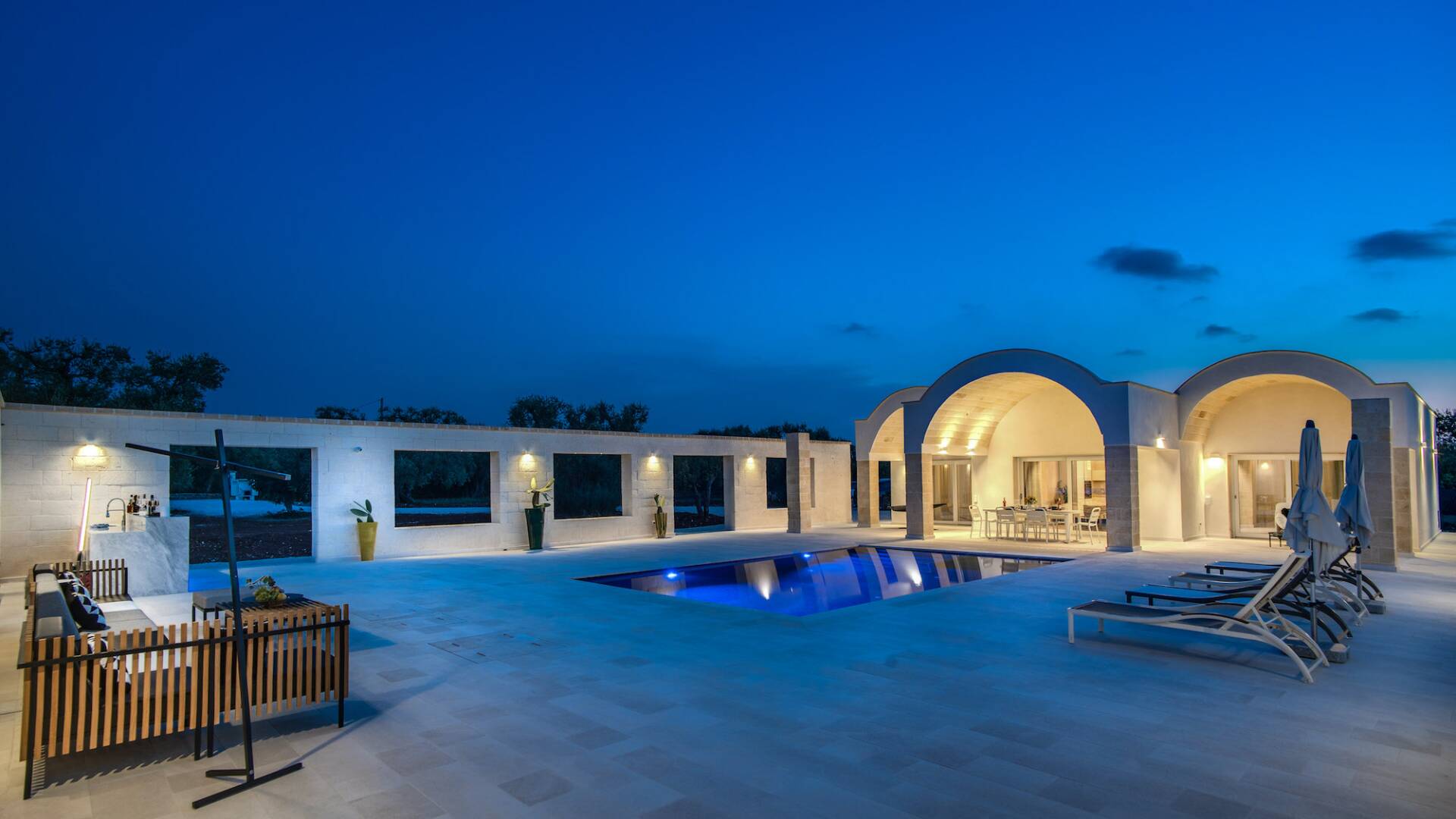 luxury vacation villa Giove