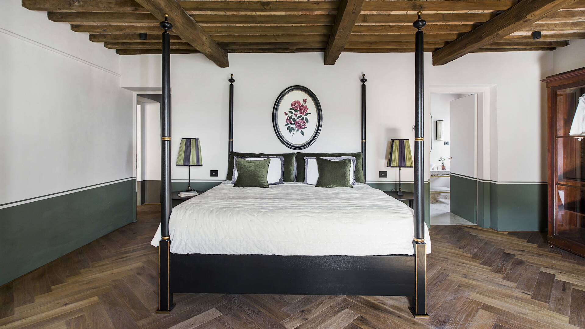 main villa, double bedroom