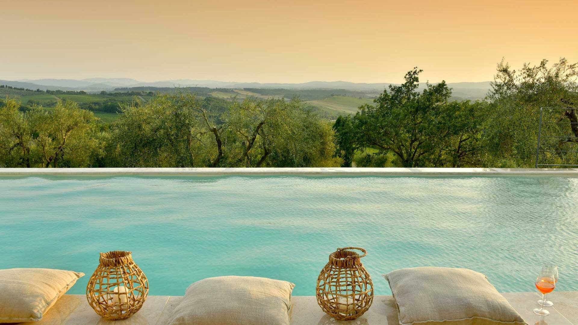 private pool with view on the Tuscan hills