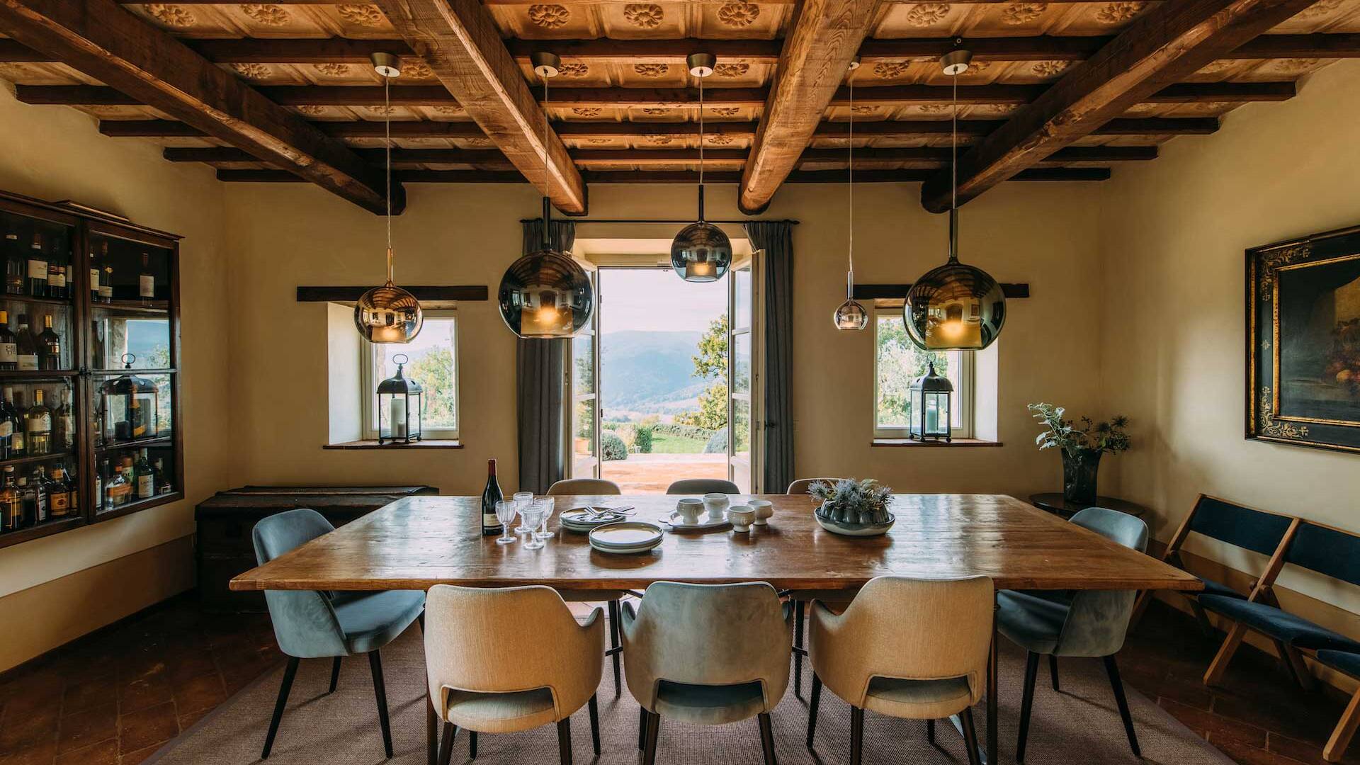 main villa dining room