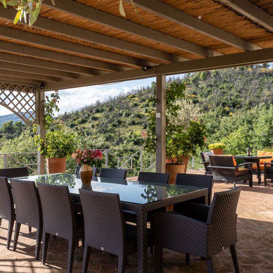 al fresco dining area