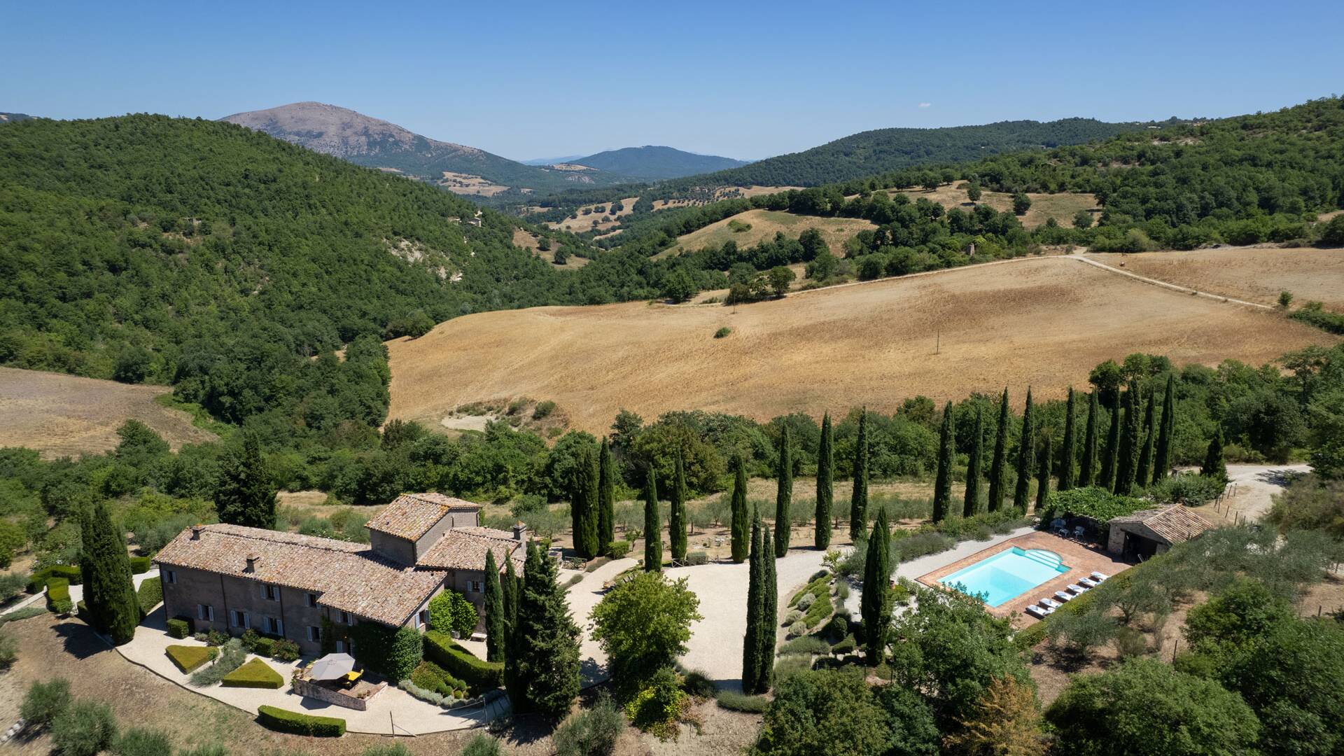 beautiful villa in Umbria for rent