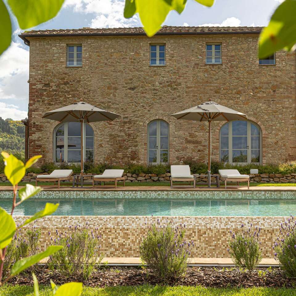 luxury villa rental in Tuscany