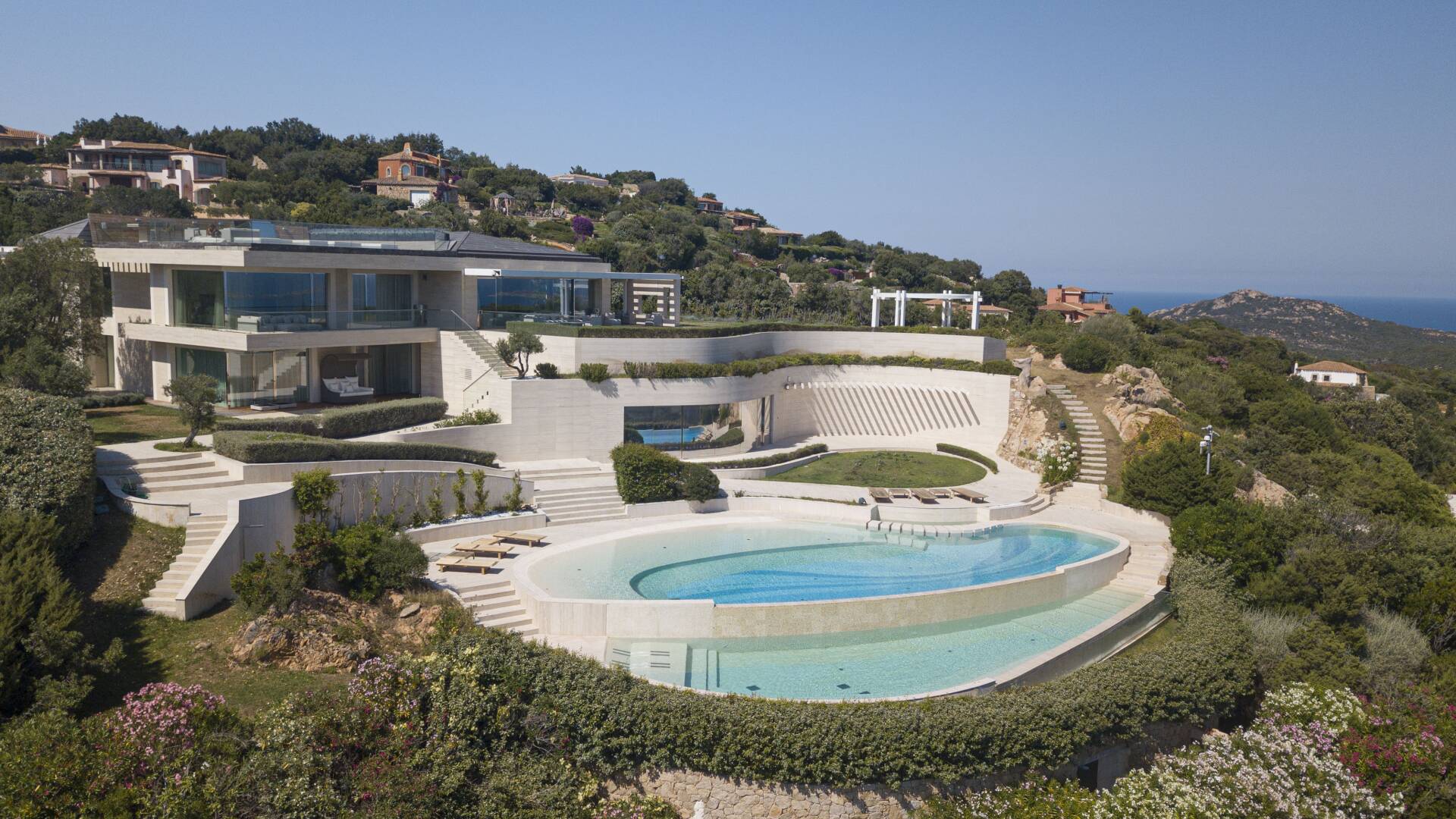 luxury vacation villa Sardinia