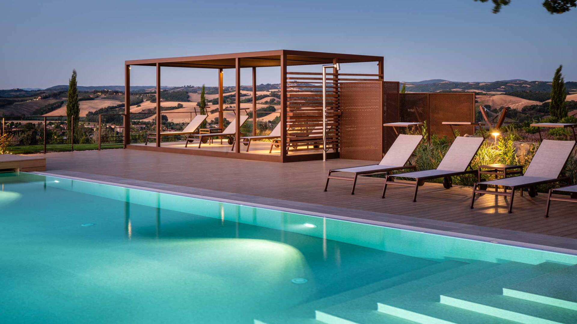 luxury Tuscan villa with private pool