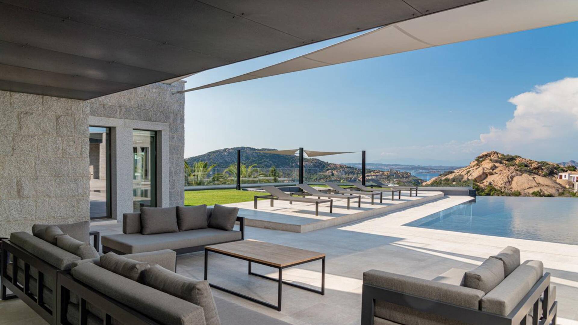 covered private terrace