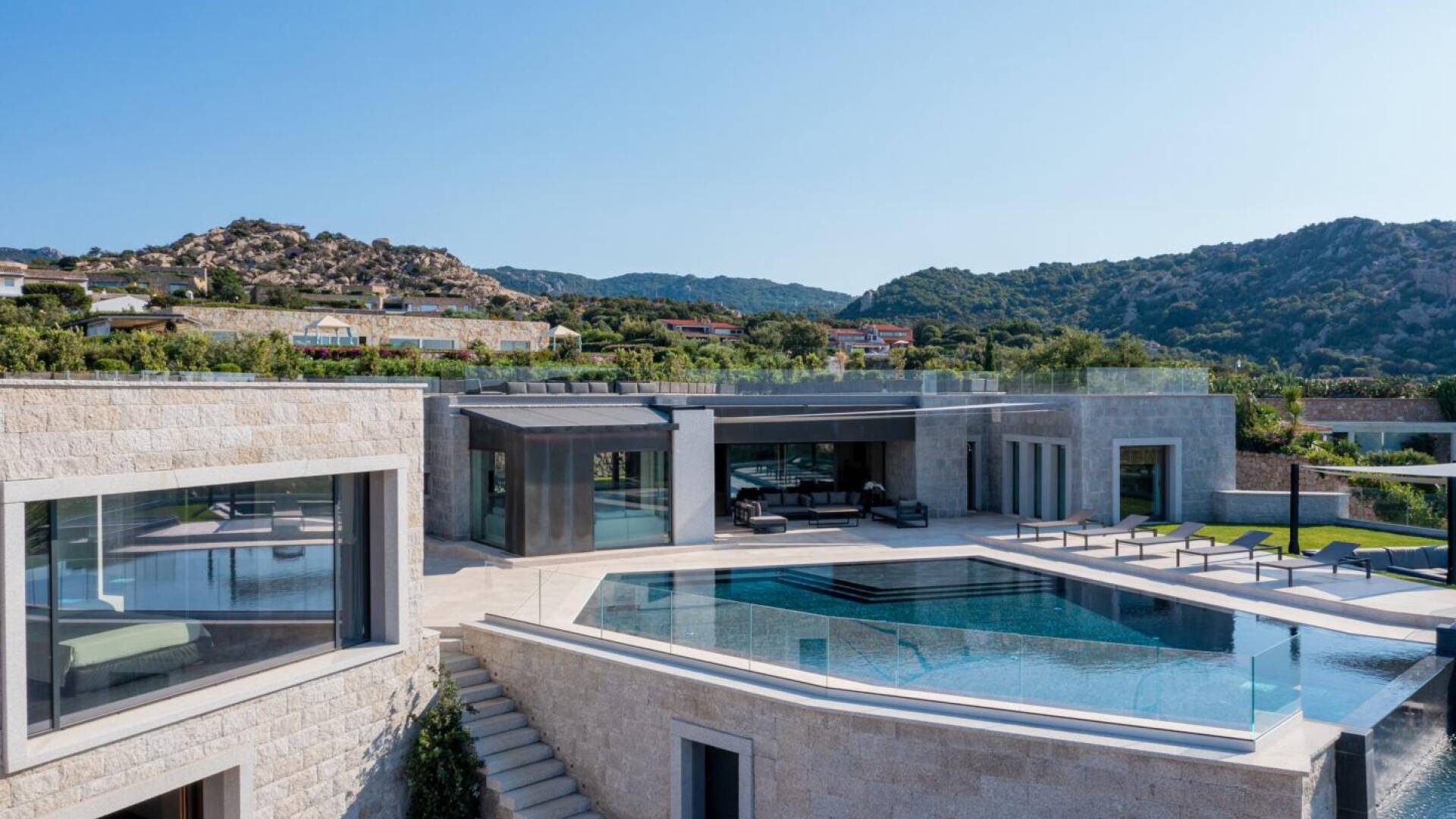 private heated swimming pool 