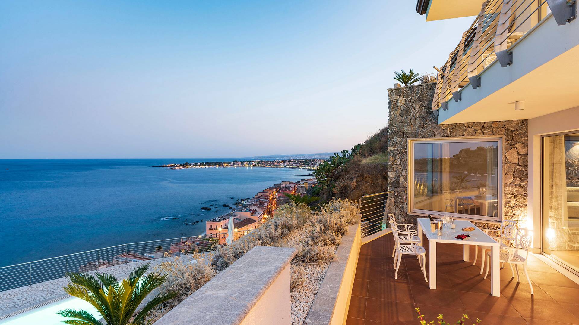 terrace with breathtaking view of the sea 