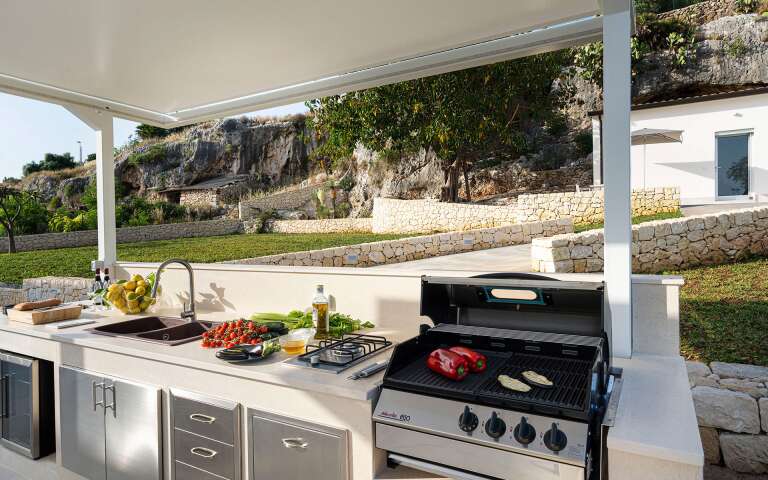outdoor fully equipped kitchen