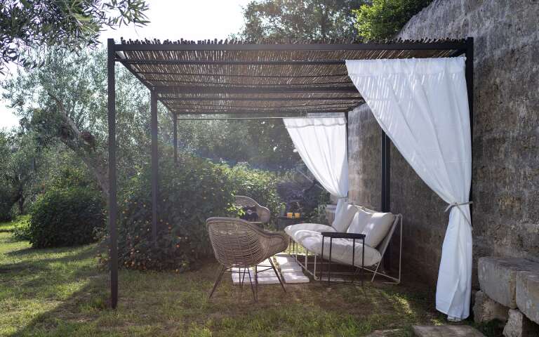 outdoor lounge area