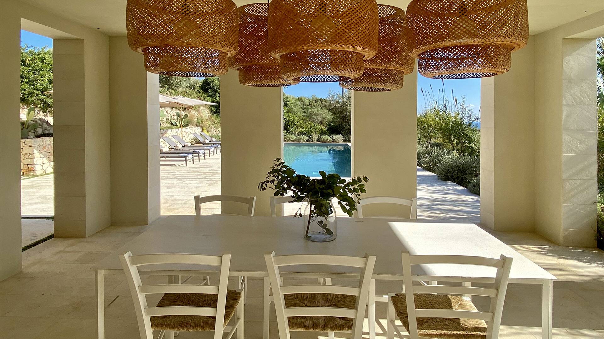 lovely al fresco dining area