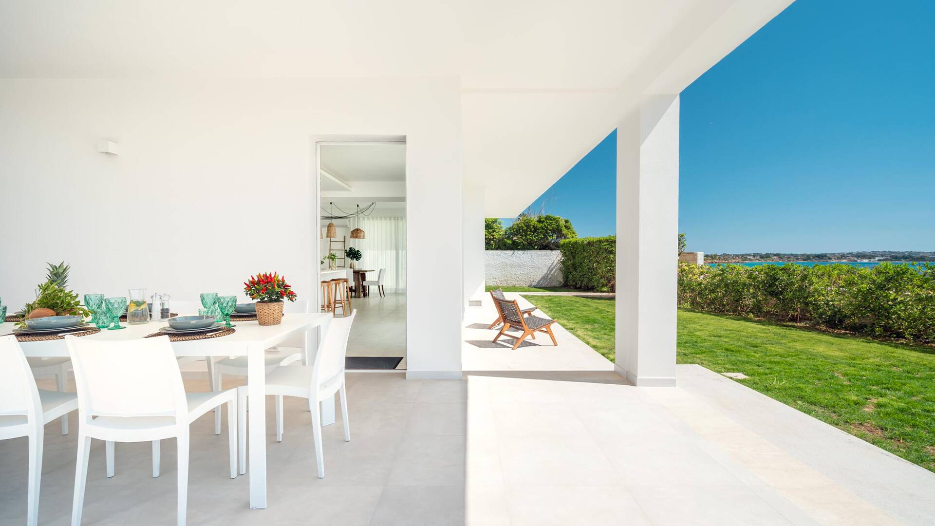 lovely pergola with sea view