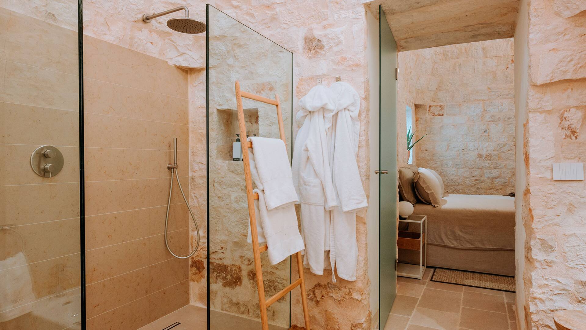 en suite bathroom