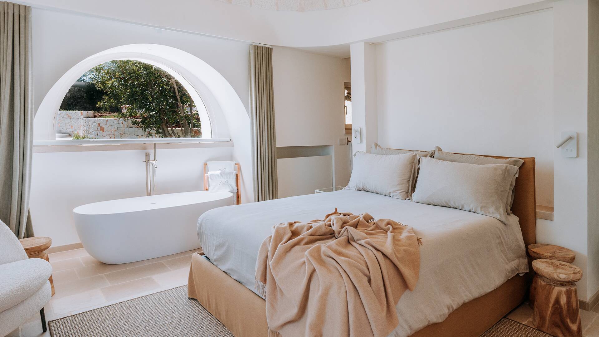 luxury villa Trullo Poderi for weekly rentals