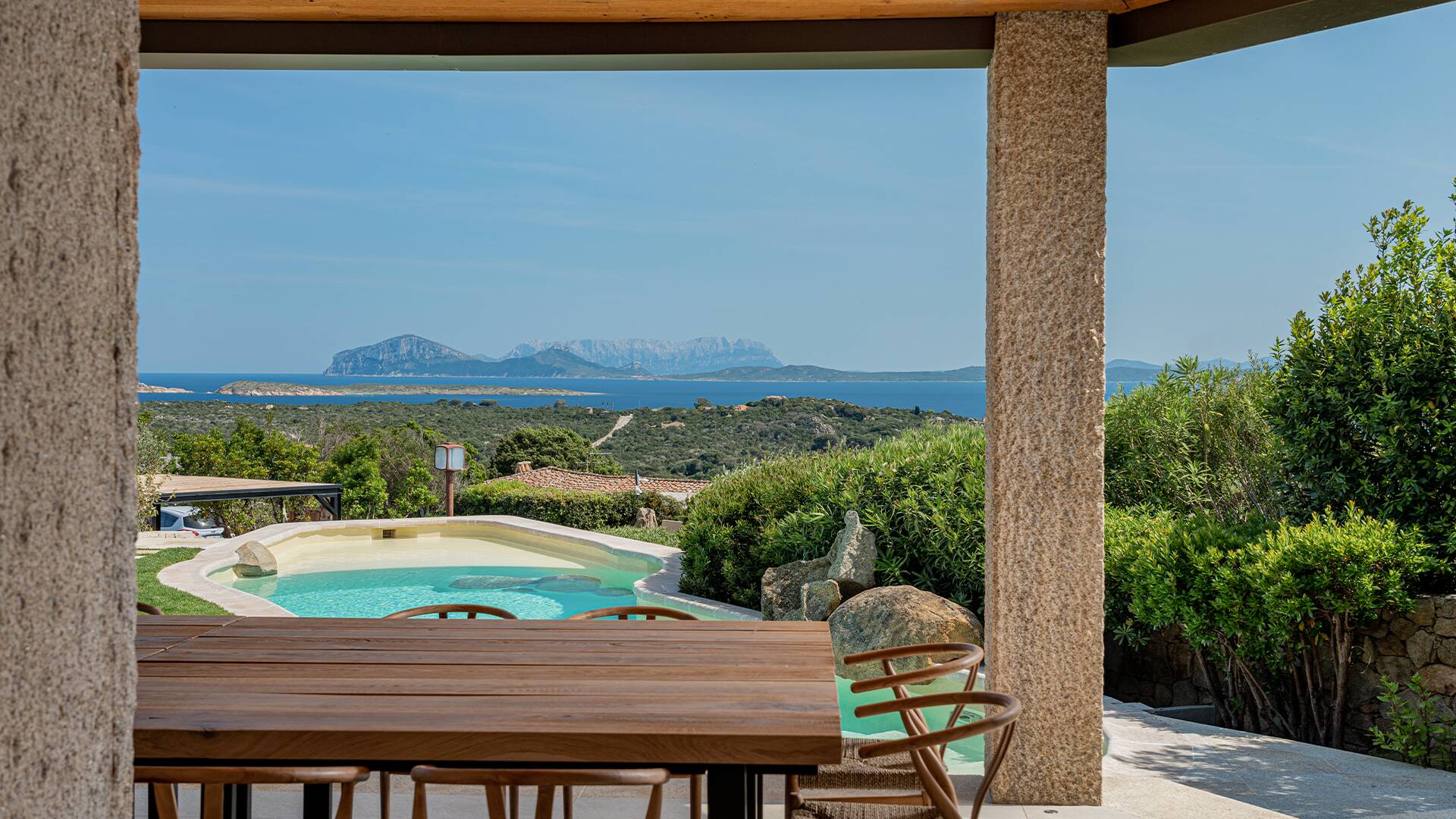 al fresco dining area with sea view