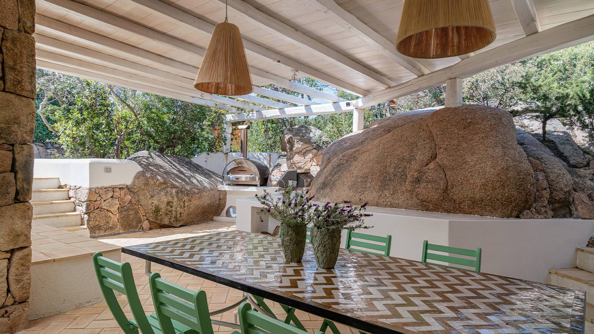 covered al fresco dining area