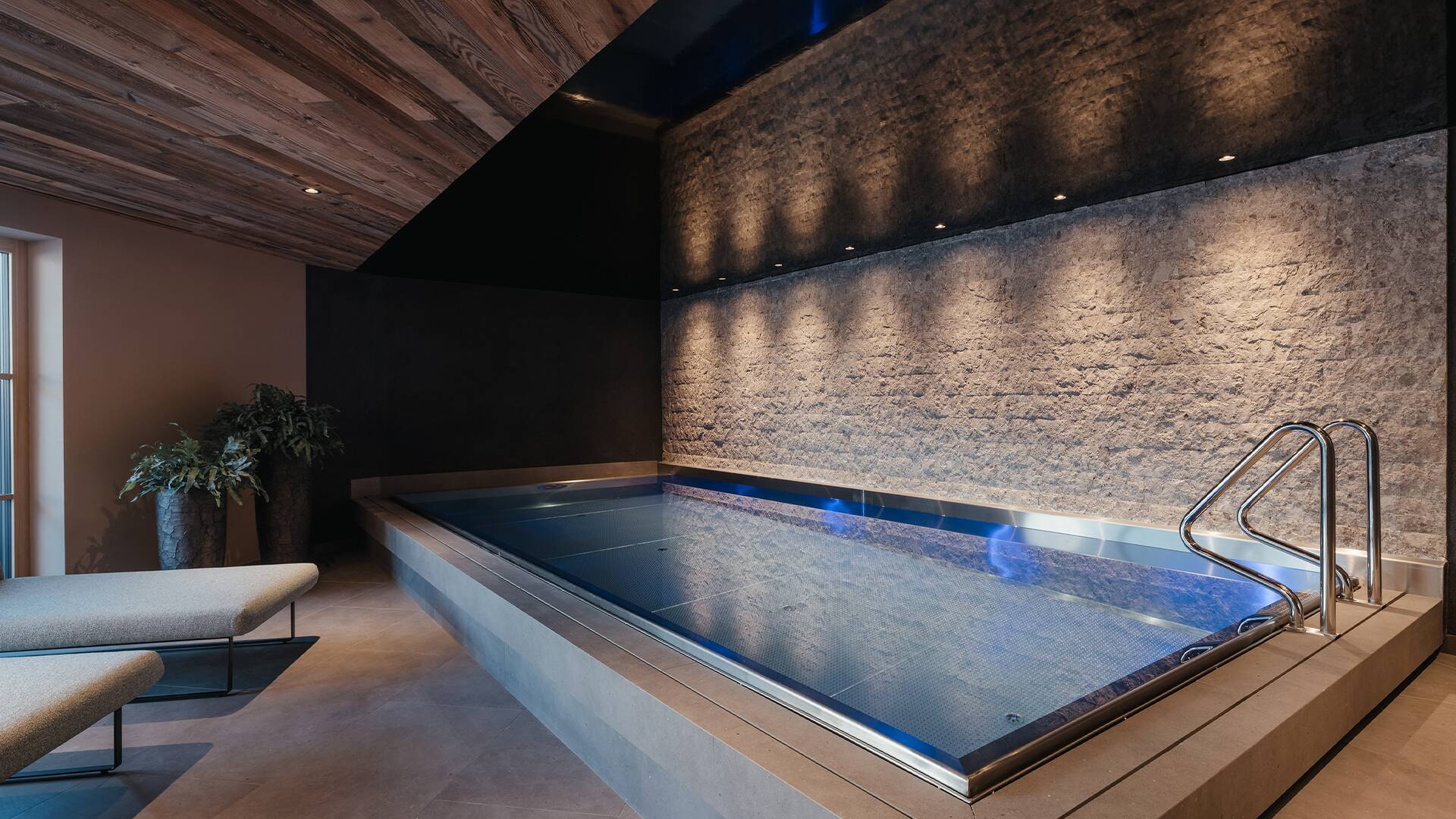 indoor swimming pool