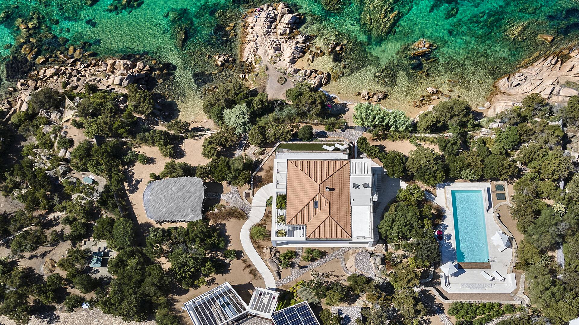 luxury villa Cassina for rent, Sardinia